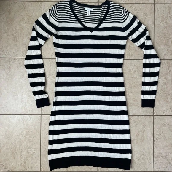 Old Navy Dresses Old Navy Striped V Neck Sweater Dress Poshmark
